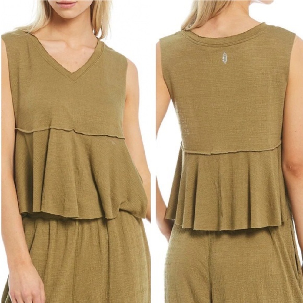 Free People Movement Size Medium Hearts Tank Top Green Sleeveless Peplum Ruffle